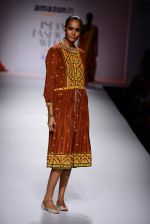 Model walk the ramp for Paromita Banerjee on day 3 of Amazon India Fashion Week on 27th March 2015 (70)_55167ed2c922f.JPG