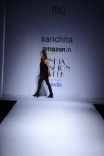 Model walk the ramp for Sanchita on day 3 of Amazon India Fashion Week on 27th March 2015 (99)_55167f8eb27c3.JPG