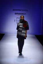 Model walk the ramp for Tanvi Kedia on day 3 of Amazon India Fashion Week on 27th March 2015 (5)_55167e27032c4.JPG