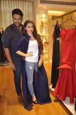 Soha Ali Khan and Nikhil Thampi at Johnnie Walkers THe Step Up  event in Mumbai on 27th March 2015 (47)_55167ec7869fb.JPG
