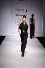 Model walk the ramp for Nikhita on day 4 of Amazon India Fashion Week on 28th March 2015 (34)_5517e421ac4fd.JPG