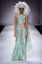 Model walk the ramp for Pia Pauro on day 4 of Amazon India Fashion Week on 28th March 2015 (177)_5517f7d01e51d.JPG