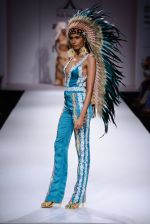 Model walk the ramp for Pia Pauro on day 4 of Amazon India Fashion Week on 28th March 2015 (193)_5517f7f7bfc65.JPG