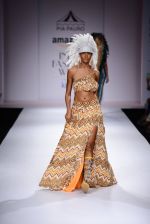 Model walk the ramp for Pia Pauro on day 4 of Amazon India Fashion Week on 28th March 2015 (198)_5517f803923f1.JPG