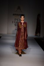 Model walk the ramp for Pratima Pandey on day 4 of Amazon India Fashion Week on 28th March 2015 (111)_5517e57ed3a89.JPG