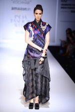 Model walk the ramp for Sahil Kocchar on day 4 of Amazon India Fashion Week on 28th March 2015 (12)_5517e37586239.JPG