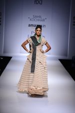 Model walk the ramp for Sahil Kocchar on day 4 of Amazon India Fashion Week on 28th March 2015 (137)_5517e5d3ca553.JPG