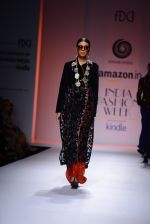 Model walk the ramp for Sonam Dubal on day 4 of Amazon India Fashion Week on 28th March 2015 (123)_5517e536bb3cd.JPG