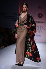 Model walk the ramp for Sonam Dubal on day 4 of Amazon India Fashion Week on 28th March 2015 (171)_5517e618ea984.JPG