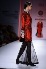 Model walk the ramp for Sonam Dubal on day 4 of Amazon India Fashion Week on 28th March 2015 (213)_5517e69f187af.JPG