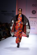 Model walk the ramp for Sonam Dubal on day 4 of Amazon India Fashion Week on 28th March 2015 (231)_5517e6d79ed00.JPG