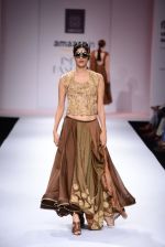 Model walk the ramp for Virtues on day 4 of Amazon India Fashion Week on 28th March 2015 (98)_5517e44f2bd3c.JPG