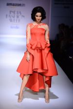 Sonal Chauhan walk the ramp for Nikhita on day 4 of Amazon India Fashion Week on 28th March 2015 (18)_5517e3eab7e00.JPG