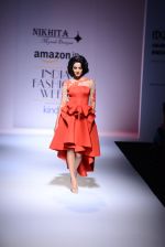 Sonal Chauhan walk the ramp for Nikhita on day 4 of Amazon India Fashion Week on 28th March 2015 (6)_5517e3bd1cdba.JPG