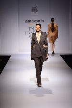 Model walk the ramp for Amalraj Sengupta on day 4 of Amazon India Fashion Week on 28th March 2015 (37)_5518f278e0306.JPG