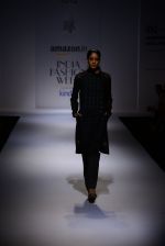 Model walk the ramp for Amalraj Sengupta on day 4 of Amazon India Fashion Week on 28th March 2015 (6)_5518f24a005e7.JPG