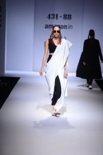 Model walk the ramp for Shweta Kapur on day 4 of Amazon India Fashion Week on 28th March 2015 (73)_5518f67166158.JPG
