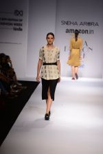 Model walk the ramp for Sneha Arora on day 4 of Amazon India Fashion Week on 28th March 2015 (26)_5519108097a38.JPG