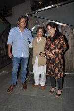 Sharmila Tagore at Saif & Kareena Kapoor Khan_s bash_ in Mumbai on 29th March 2015 (32)_5519182122e2f.JPG