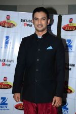 Sushant Singh Rajput on the sets of Zee TV DID Super Moms to promote his upcoming movie on 31st March 2015 (22)_551b94ce058e4.JPG