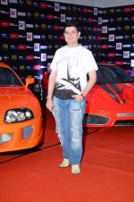 Dabboo Ratnani at the premiere of Fast N Furious 7 premiere in PVR, Mumbai on 1st April 2015 (68)_551d03d5f30fd.JPG