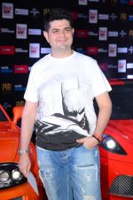 Dabboo Ratnani at the premiere of Fast N Furious 7 premiere in PVR, Mumbai on 1st April 2015 (70)_551d03d862f6b.JPG