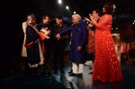 Amitabh Bachchan, Jaya Bachchan, Sonakshi Sinha, Javed Akhtar, Shankar Mahadevan at Manish Malhotra presents Mijwan-The Legacy in Grand Hyatt, Mumbai on 4th April 2015 (411)_55212be640643.JPG