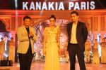 Shraddha Kapoor walks for Ken Ferns in Kanakia Eifel show on 9th April 2015 (154)_5527966d93690.JPG