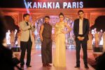 Shraddha Kapoor walks for Ken Ferns in Kanakia Eifel show on 9th April 2015 (166)_552796838a152.JPG