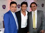 Shah Rukh Khan during the launch of Mahagun_s luxurious properties The M Collection in New Delhi on April 11, 2015 (21)_552b90e561135.JPG