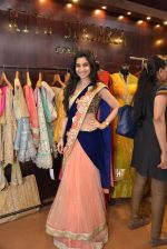at Sumona couture for Bridal Asia in NSCI on 12th April 2015 (50)_552b9345604bd.JPG