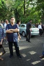 Rishi Kapoor protests against BMC for giving Hawkers Zone in Pali Hill on 13th April 2015 (26)_552cea93ed36f.JPG