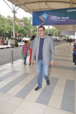 Boman Irani depart to Goa for Planet Hollywood Launch in Mumbai Airport on 14th April 2015 (34)_552e4d8850ff5.JPG
