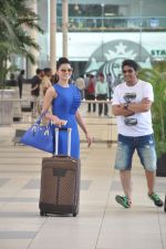 Urvashi Rautela depart to Goa for Planet Hollywood Launch in Mumbai Airport on 14th April 2015 (82)_552e4ef01303d.JPG