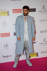 Arjun Kapoor at Grazia young fashion awards red carpet in Leela Hotel on 15th April 2015 (2384)_552ff6a646394.JPG
