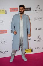 Arjun Kapoor at Grazia young fashion awards red carpet in Leela Hotel on 15th April 2015 (2385)_552ff6aa8cb12.JPG