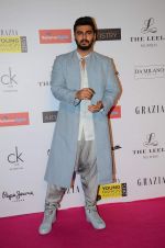 Arjun Kapoor at Grazia young fashion awards red carpet in Leela Hotel on 15th April 2015 (2386)_552ff6ae98f22.JPG