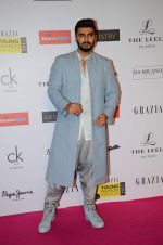 Arjun Kapoor at Grazia young fashion awards red carpet in Leela Hotel on 15th April 2015 (2387)_552ff6b423500.JPG