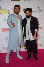 Arjun Kapoor at Grazia young fashion awards red carpet in Leela Hotel on 15th April 2015 (2420)_552ff7108bbb6.JPG