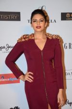 Huma Qureshi at Grazia young fashion awards red carpet in Leela Hotel on 15th April 2015 (2217)_5530a0dce8bbc.JPG