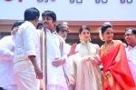 Amitabh Bachchan, Aishwarya Rai Bachchan, Shivraj Kumar at Kalyan Jewellers Showroom in Chennai on 18th April 2015 (131)_55365c65cca59.jpg