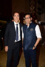 at Lorenzo Quinn launch in India in Gallery Odyssey at India Bulls set on 20th April 2015 (367)_55366f4c38774.JPG