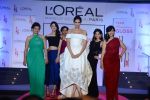 Sonam Kapoor with l_oreal Paris unveil Matte or Gloss as the beauty trend for Cannes 2015 on 25th april 2015 (79)_553c93253aa4b.JPG
