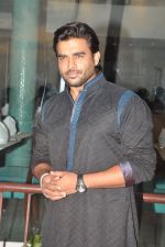 R Madhavan grace the promotions of their film Tanu Weds Manu Returns on 29th April 2015 (45)_55421a83bef5a.JPG
