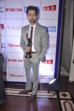 Nakuul Mehta at NBC Awards in Trident on 1st May 2015 (15)_5544c57e267d7.JPG