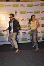 Jackky Bhagnani and Lauren Gottlieb at promotions for welcome to karachi in thane on 2nd May 2015 (49)_5546037166baf.JPG