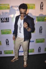 Jackky Bhagnani at promotions for welcome to karachi in thane on 2nd May 2015 (73)_55460337483e6.JPG