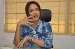 Manchu Lakshmi (21)_554864fedfa0d.jpg