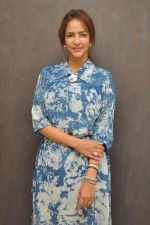 Manchu Lakshmi (72)_5548653e4e1b7.jpg