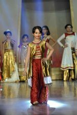 on the ramp for BD Somani show on 3rd May 2015 (183)_554865f804ff1.JPG